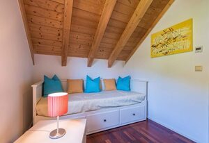 Schwarzwald-Ferienhaus Fronwald – Ferienhaus Fronwald mit Sauna, Whirlpool, Kamin, Garten und Spielplatz bis 14 Personen