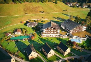 Wellness & Genuss Resort Engel Obertal – Moderne Suite