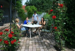 Gästehaus Hauser – Mehrbettzimmer 2-4 Personen mit Küchenzeile