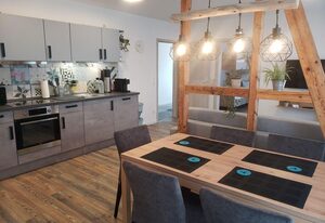 Alter Hirsch – Ferienwohnung "Kiefer"
