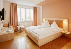 Landgasthof Weinstube Wehinger – Doppelzimmer mit Dusche und WC