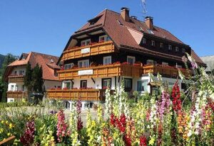 Hotel Zartenbach – Doppelzimmer mit Dusche und WC