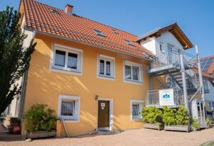 Yogahaus Prasaad – Fünfbettzimmer 30 qm mit eigener Dusche und Etagen-WC, max. 5 Personen