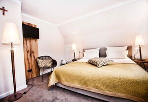 Ferienhaus Nina | Hotel Hirschen Horn | Refugium am See – Ferienhaus Nina, 100 qm, 1 Wohnzimmer, 2 Schlafzimmer, max. 4 Personen