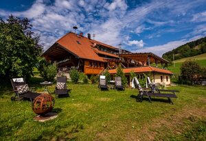 Gästehaus Holzer Kreuz - Gästezimmer Veilchen für 2 Personen inkl. Landfrühstück
