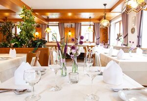 Gasthaus Rebstock – Doppelzimmer mit Dusche und WC
