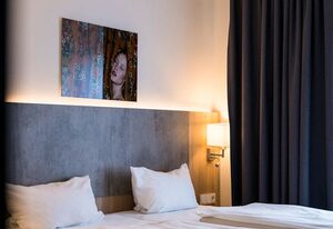 2Places Side – Comfort Doppelzimmer mit Dusche und WC