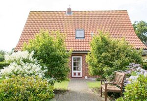 Haus am Jaardenhuug in Utersum für 7 Pers.*