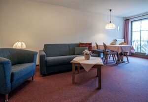 Apartment 05 - Ferienresidenz Roseneck, 2 Schlafzimmer, mit Schwimmbad in Todtnauberg bei Feldberg