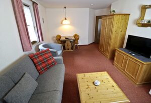 Apartment 12 - Ferienresidenz Roseneck, 2 Schlafzimmer, mit Schwimmbad in Todtnauberg bei Feldberg