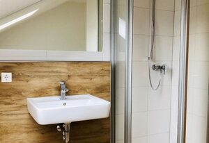 Gästezimmer am Hochrhein – Doppelzimmer mit Gemeinschaftsbad