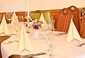 Landhotel Dorfschmiede Konditorei-Café-Restaurant – Einzelzimmer mit DU/WC