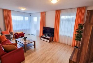 "Schwarzwaldblick" Ferienwohnung 2-4 Pers. (65qm), schöne ruhige Südhanglage mit herrl. Aussicht
