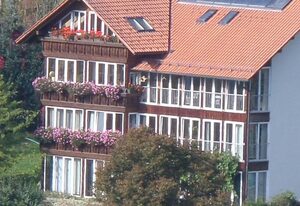 Pension Tauscher – Doppelzimmer 1 mit Wintergarten
