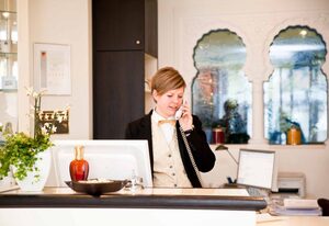 Hotel La Casa Tübingen – Doppelzimmer mit Balkon oder Dachterrasse und Badezimmer