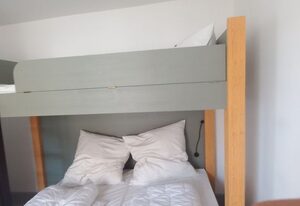 Hostel-Balingen – Zimmer 1 "Eyach" - Bett im 5-Bettzimmer
