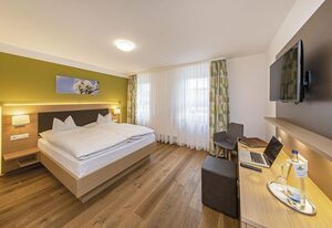 Gasthof - Hotel zum Ochsen – Business Doppelzimmer mit Dusche und WC