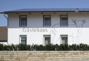 Gasthaus Lamm Garni – Einzelzimmer mit Küchenzeile