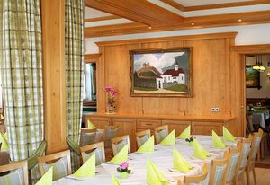 Berghotel Restaurant Zollersteighof – Doppelzimmer Zollernburg