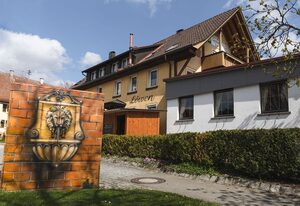 Dorfgasthaus zum Löwen – Doppelzimmer mit Balkon