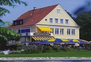 Hotel Strand-Café mit Gästehaus Charlotte – Doppelzimmer Seeseite mit Balkon, Dusche/WC, max. 2 Pers.