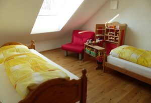 Ferienwohnung Rehblick – 3-Raum-FeWo Rehblick, Dusche/WC, 81qm Bodenfläche, 1. OG