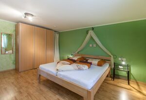 Katzenmaier GbR – Wohnung Blau, 80qm, 2 Schlafzimmer, max. 7 Personen