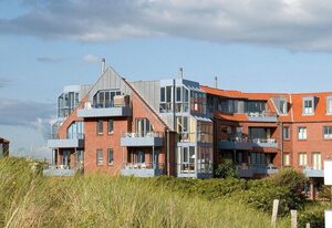 Haus Dünenblick – Familien-Ferienwohnung mit Terrasse, Strandkorb & Gartenzugang - 70 m zum Strand