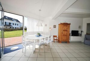 Haus Dünenblick – Familien-Ferienwohnung mit Terrasse, Strandkorb & Gartenzugang - 70 m zum Strand