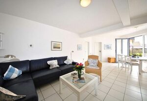 Haus Dünenblick – Familien-Ferienwohnung mit Terrasse, Strandkorb & Gartenzugang - 70 m zum Strand