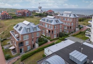 Ferienvillen Anna Düne – Familien- und hundefreundliches Ferienapartment mit Loggia - 100 m zum Strand!