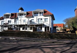 Residenz zur Börse – Stilvolle Ferienwohnung mit zwei sonnigen, überdachten Balkonen in Strandnähe