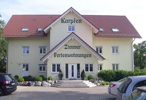 Hotel & Restaurant Karpfen – Ferienwohnung, 55 qm, 1 Wohnzimmer, 2 Schlafzimmer, max. 2 Erwachsene + 2 Kinder