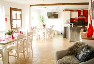 Ferienhaus zum Schneiderlein – Ferienhaus "Zum Schneiderlein", 180qm, Garten, 5 Schlafzimmer, max. 17 Personen