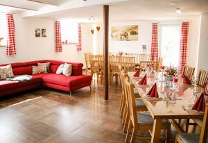 Ferienhaus Zum alten Kuhstall – Ferienhaus "Zum alten Kuhstall" , rollstuhlgerecht, 200qm, 6 Schlafzimmer, max. 18 Personen