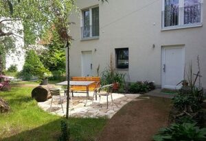 Moderne Maisonette-Wohnung mit Terrasse