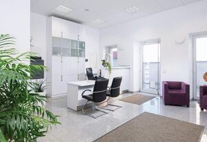 Aparthotel Stadtvilla Premium – Einbettstudio/Einzelzimmer mit modernem Interior