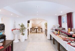 Aparthotel Stadtvilla Premium – Einbettstudio/Einzelzimmer mit modernem Interior