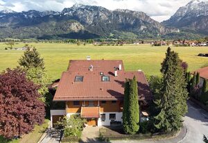 Königlicher Schloss- und Alpenblick
