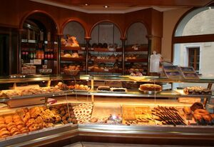 Cafe-Bäckerei-Pension Weigl – Doppelzimmer Nr.1 mit kostenfreiem WLAN
