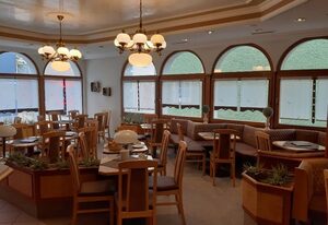 Cafe-Bäckerei-Pension Weigl – Doppelzimmer Nr.1 mit kostenfreiem WLAN