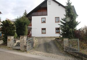 Ferienwohnung Friedrich – Modern eingerichtete Ferienwohnung (90 qm) für bis zu 4 Erwachsene und 2 Kinder
