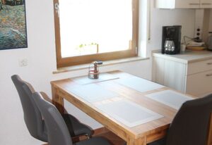 Ferienwohnung Friedrich – Modern eingerichtete Ferienwohnung (90 qm) für bis zu 4 Erwachsene und 2 Kinder