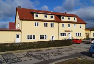 Gasthaus & Metzgerei Besenhardt – Durchgangszimmer