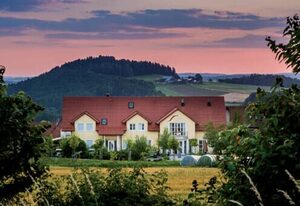 Hollerhöfe "Zu Gast im Dorf" – Deluxe Apartment mit 2 Schlafzimmern