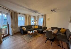 Ferienwohnungen Am Kirchberg – Ferienwohnung 4 - 80 qm - mit Balkon