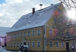 Gasthof Goldenes Rössle – Familienzimmer mit 2 Schlafräumen und Fernseher