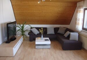 Haus Reif – Ferienwohnung mit überdachtem Balkon