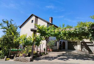 Ferienwohnung Gutermuth Obereisenheim – Ferienwohnung mit 2 Schlafzimmern und Terrasse