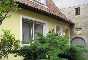 Haus Gartentraum – Appartement Weinstock (100qm) mit Terrasse und WLAN